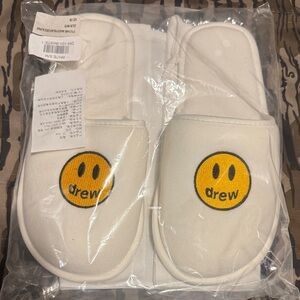 DREW White Slippers with Yellow Emblem